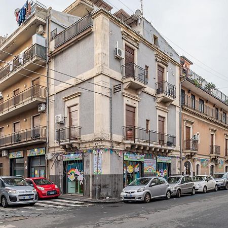 Catania Central And Comfy Apartments Bagian luar foto
