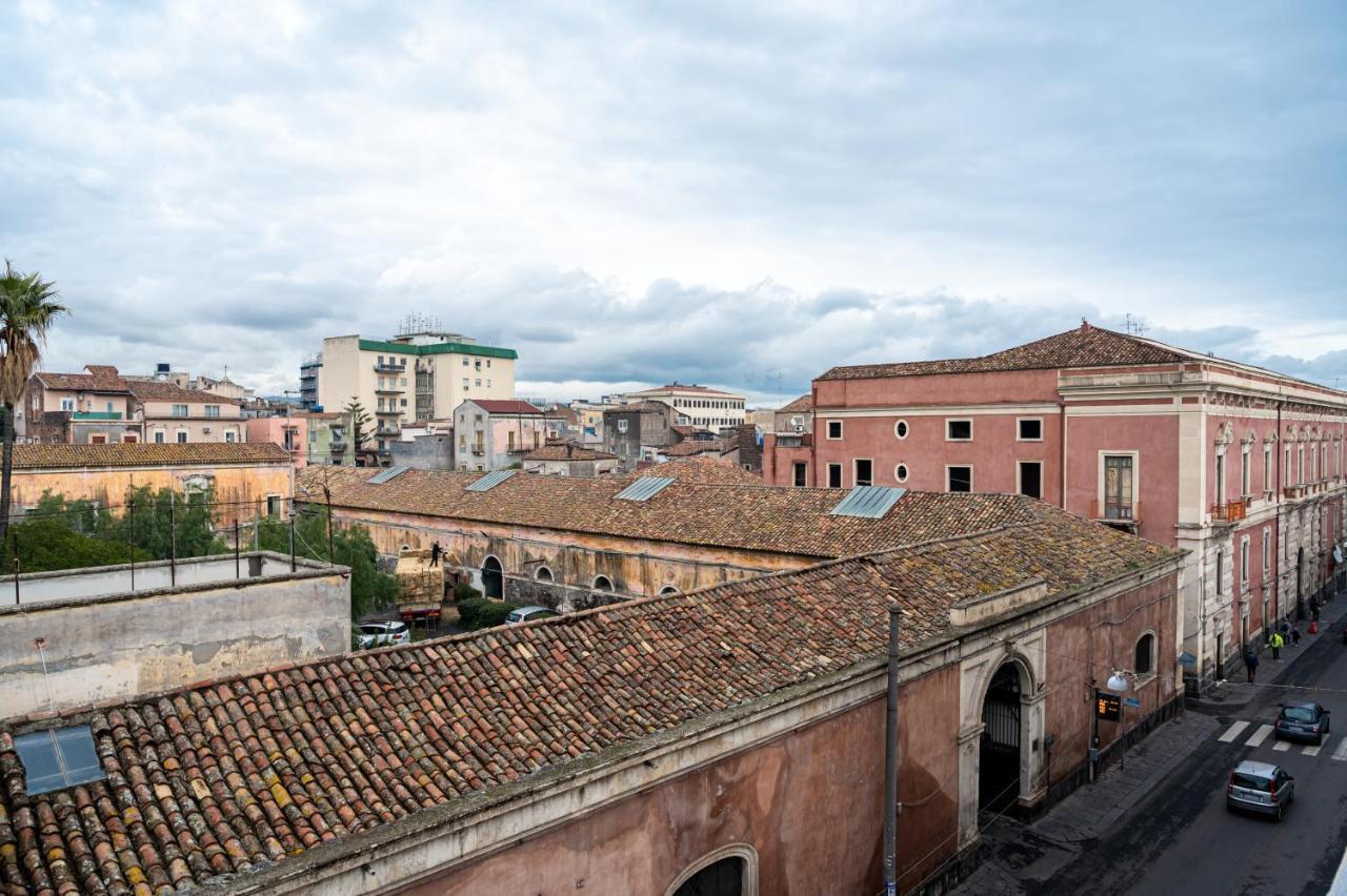Catania Central And Comfy Apartments Bagian luar foto