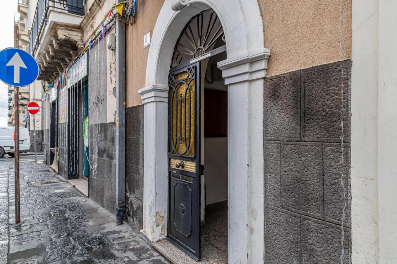 Catania Central And Comfy Apartments Bagian luar foto