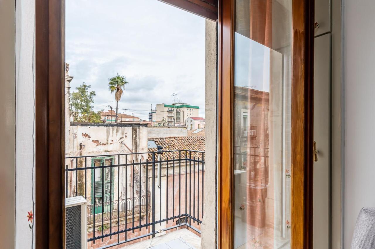 Catania Central And Comfy Apartments Bagian luar foto