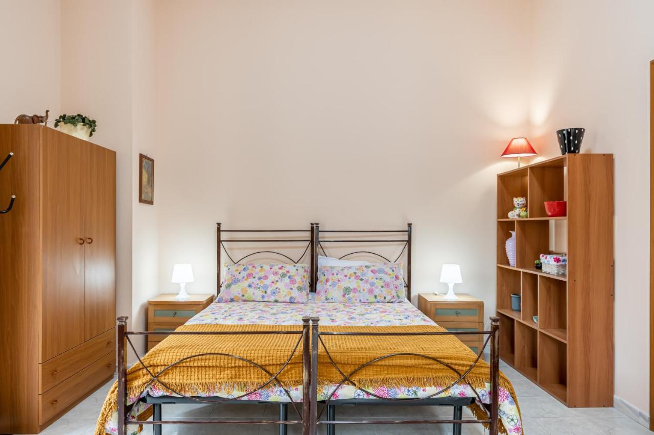 Catania Central And Comfy Apartments Bagian luar foto