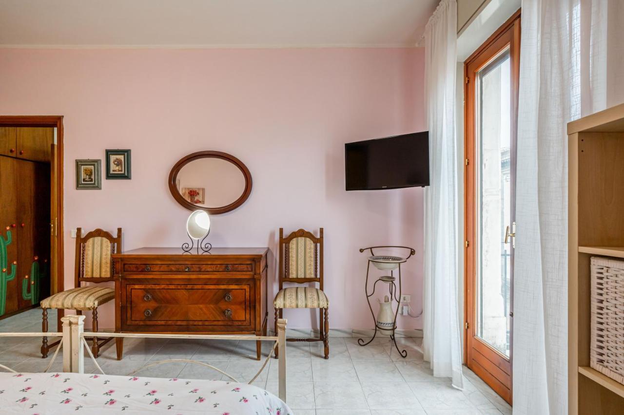 Catania Central And Comfy Apartments Bagian luar foto